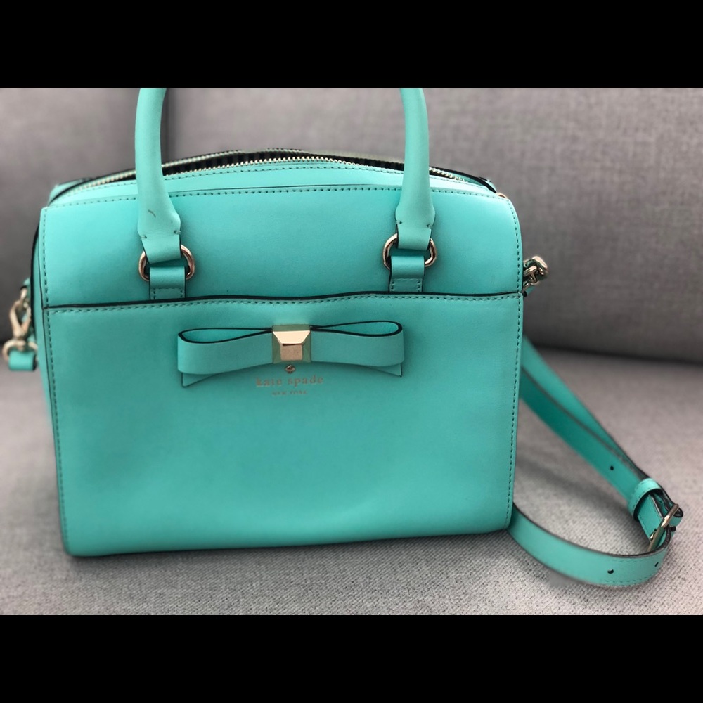 🚫 SOLD 🚫 Kate Spade Ashton Holly street Purse